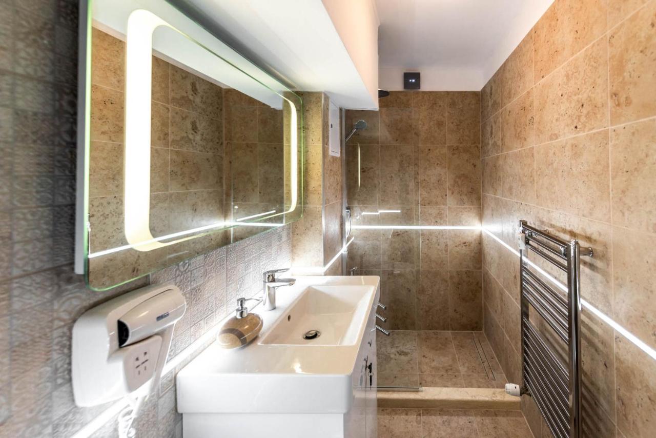 La Nueve Suite บราชอฟ ภายนอก รูปภาพ